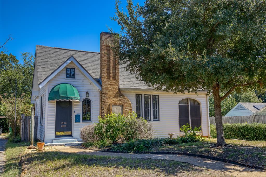 Sylvan Ave, Palestine, TX 75801
