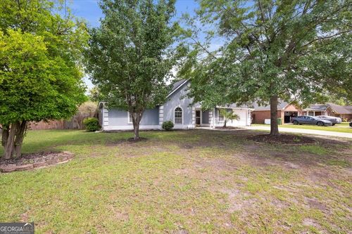 1936 Heathrow Dr, Hinesville, GA, 31313-9412 | Card Image