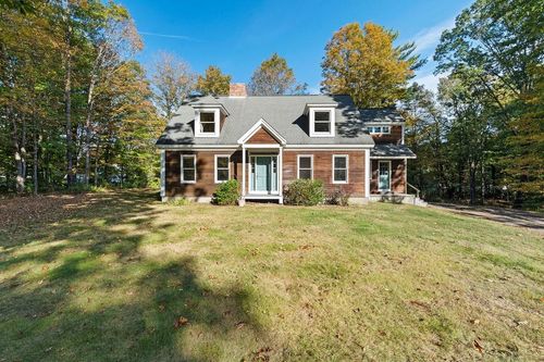 19 Johnson Dr, Newmarket, NH, 03857-2148 | Card Image