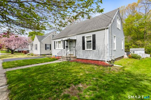 185 Lee St, West Haven, CT, 06516-1335 | Card Image