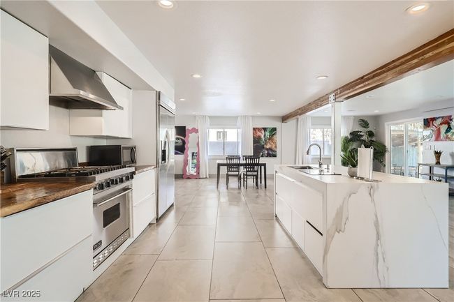 2890 Belcastro St, House other with 4 bedrooms, 5 bathrooms and null parking in Las Vegas NV | Image 9