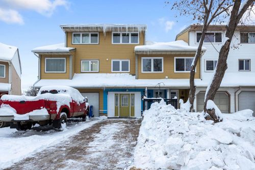 116 Wallace Pl, Fort Mcmurray, AB, T9H4P9 | Card Image