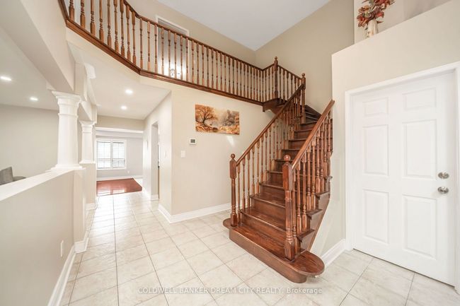 60 Capistro St, House other with 8 bedrooms, 5 bathrooms and 4 parking in Brampton ON | Image 20