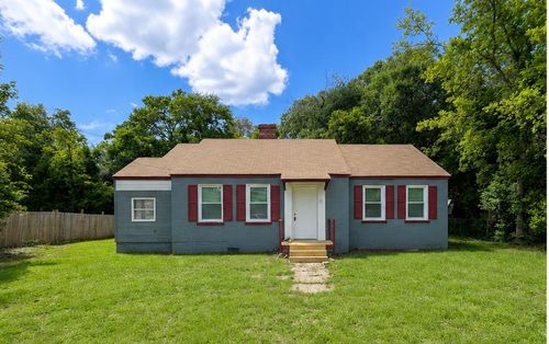 81 Munson Dr, Columbus, GA, 31903-4039 | Card Image