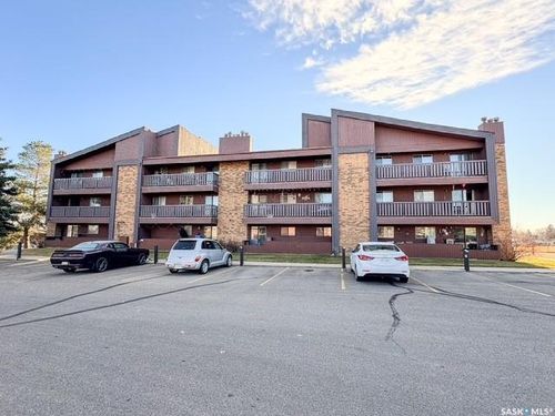 305-1110 9th Ave Ne, Swift Current, SK, S9H2S9 | Card Image