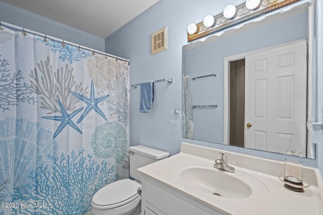 APT-2C - 1308 Carolina Beach Ave N, Condo with 3 bedrooms, 2 bathrooms and null parking in Carolina Beach NC | Image 10