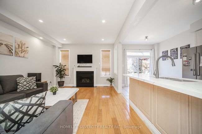 6 Aria Lane, House other with 4 bedrooms, 4 bathrooms and 4 parking in Brampton ON | Image 10