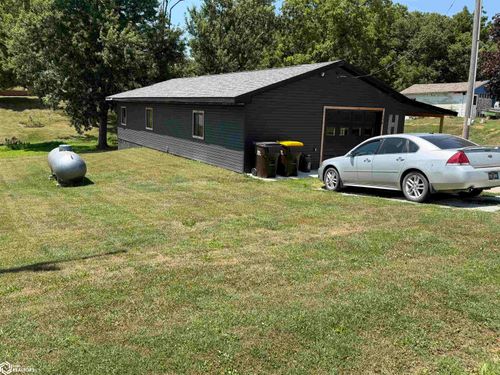 208 S Colfax St, Afton, IA, 50830-2007 | Card Image