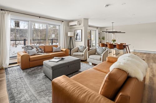 apt-4-2366 Mountain Rd, Stowe, VT, 05672-5753 | Card Image