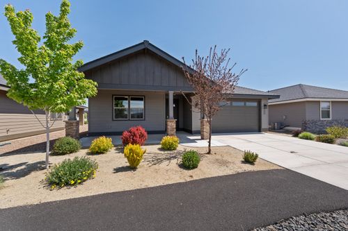 40-2622 Nw Redwood Cir, Redmond, OR, 97756-6010 | Card Image