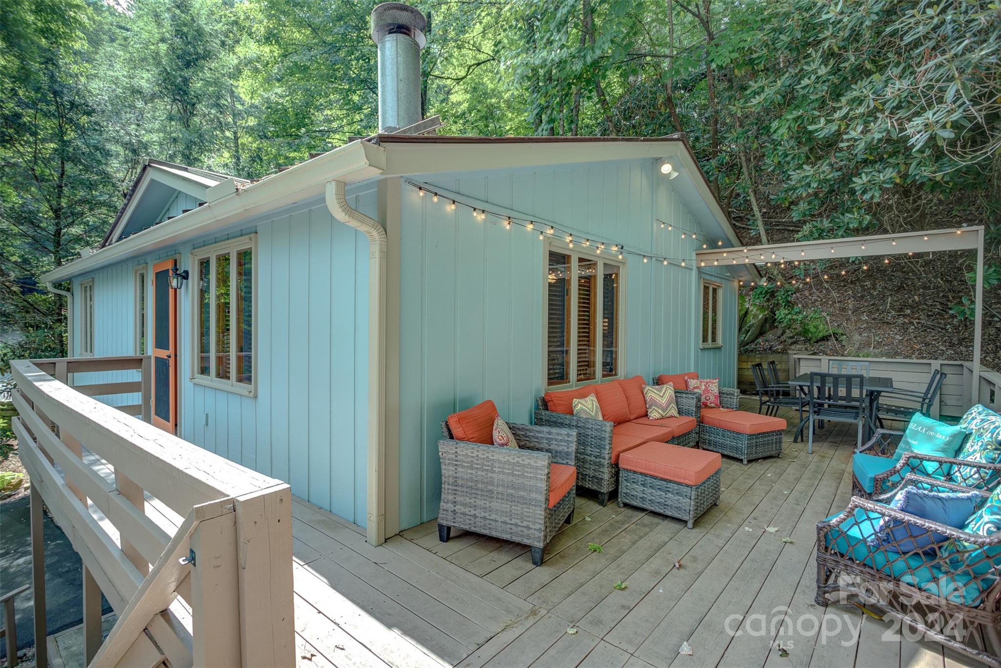 Laurel Ridge Rd, Banner Elk, NC 28604