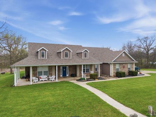 5450 E Spiva Crossing Rd, HALLSVILLE, MO, 65255-9595 | Card Image