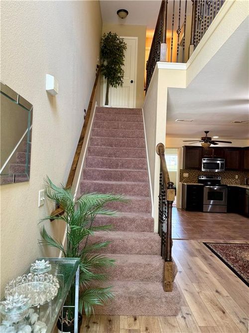 12343 Nw Hunter Dr, Platte City, MO, 64079-9237 | Card Image