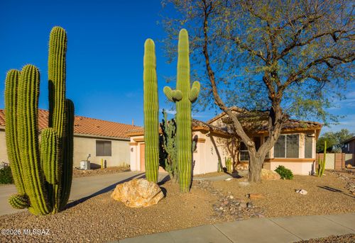 9238 N Crimson Stone Pl, Tucson, AZ, 85743-5458 | Card Image