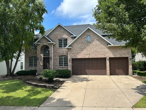 3932 Bluejay Ln, Naperville, IL, 60564-8330 | Card Image