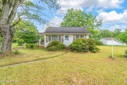 5822 Knoxville Hwy, Oliver Springs, TN, 37840-3324 | Card Image