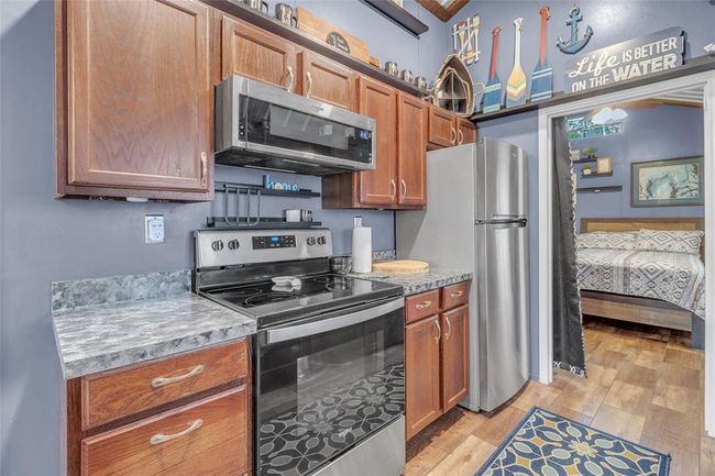 400 Canal Dr, House other with 1 bedrooms, 1 bathrooms and null parking in Pointblank TX | Image 11