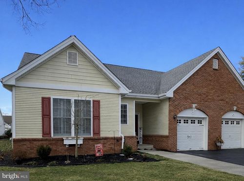 49 Meadowlark Dr, Hamilton Square, NJ, 08690-3554 | Card Image