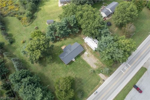8835 Dover Rd, Apple Creek, OH, 44606-9480 | Card Image