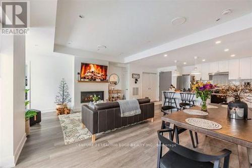 301-19B West St N, Fenelon Falls, ON, K0M1N0 | Card Image