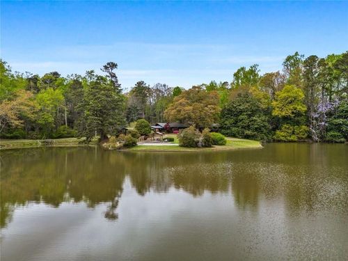 868 Powder Springs St, Marietta, GA, 30064-3634 | Card Image