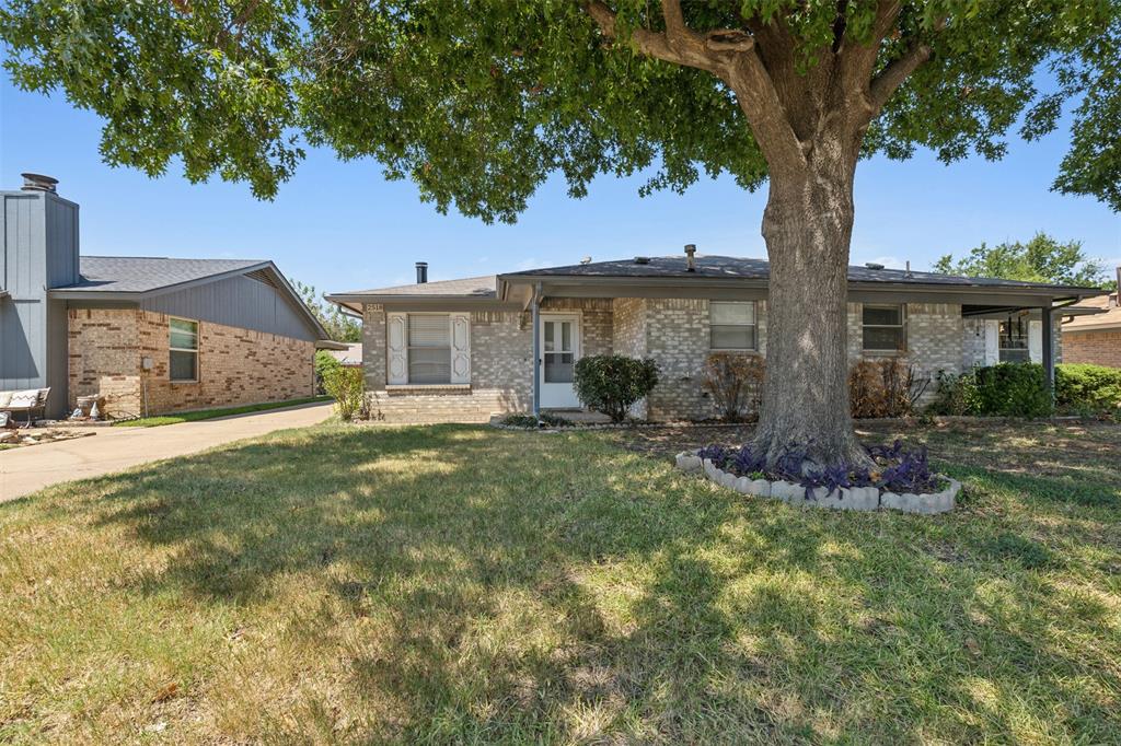 Lido Ln, Arlington, TX 76015