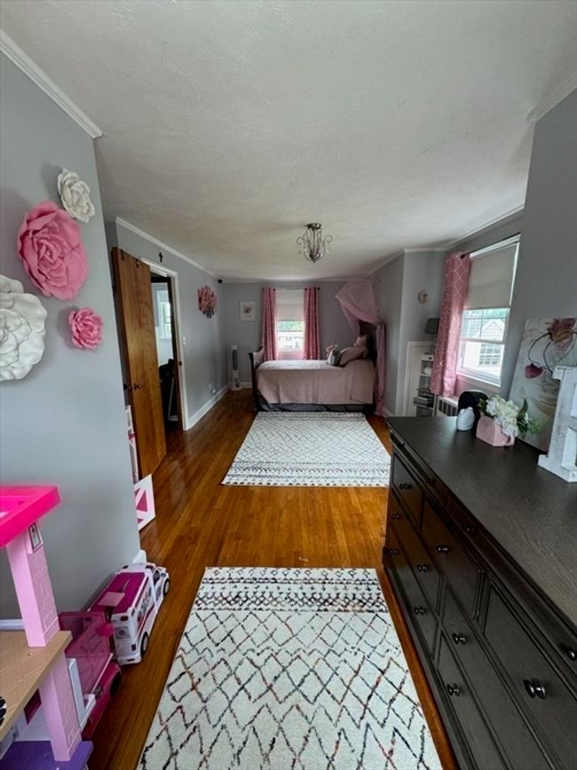 88 Baldwin St, House other with 3 bedrooms, 2 bathrooms and 4 parking in Fall River MA | Image 24