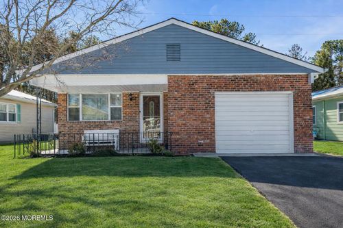 115 San Carlos St, Toms River, NJ, 08757-6256 | Card Image