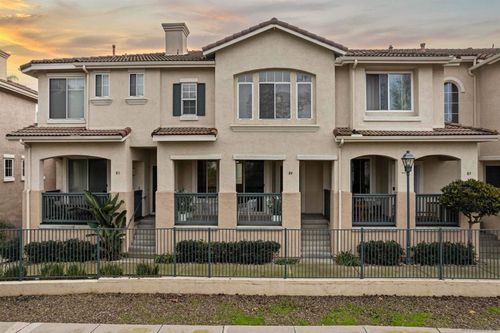 unit-84-966 Camino De La Reina, San Diego, CA, 92108-3248 | Card Image