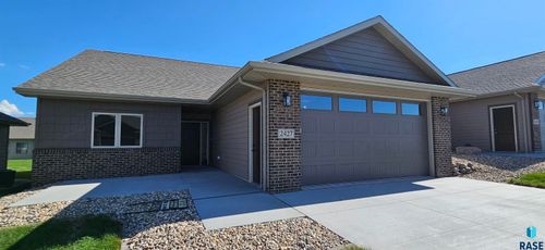 2427 E Joshua Cir Circle, Sioux Falls, SD, 57108 | Card Image