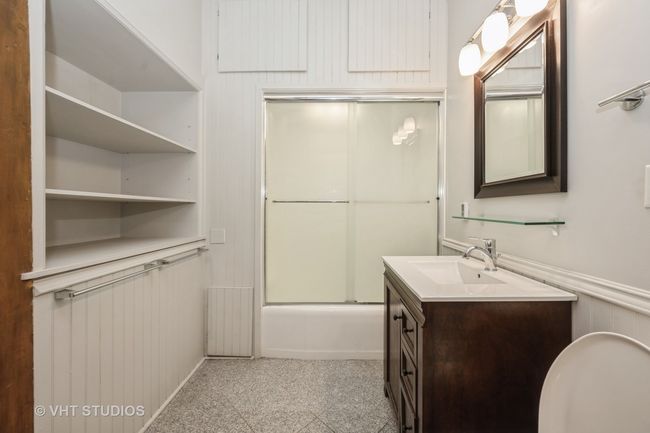 3 - 3216 North Ave, Condo with 3 bedrooms, 2 bathrooms and 2 parking in Chicago IL | Image 14