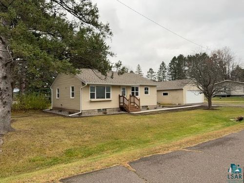102 Pine St, Floodwood, MN, 55736-3002 | Card Image