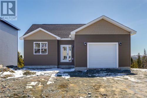 101 Trenton Drive, Paradise, NL, A1L4B7 | Card Image