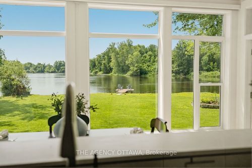 101 Patty Lane, Carleton Place, ON, K7C3P1 | Card Image