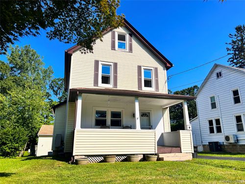 28 Maple St, Cornwall, NY, 12518-1418 | Card Image