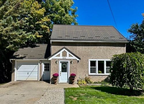 304 Napier St, Walkerton, ON, N0G2V0 | Card Image