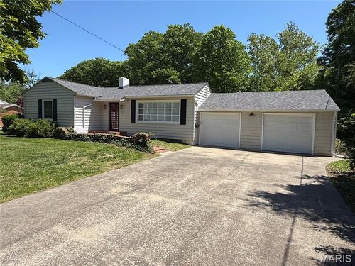 6 Riverpoint Rd, Hannibal, MO, 63401-2020 | Card Image