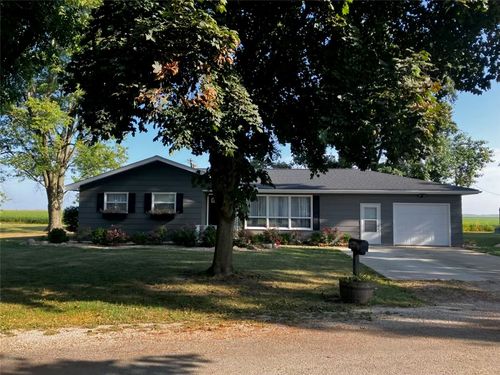 313 E North 3rd St, Findlay, IL, 62534-3287 | Card Image