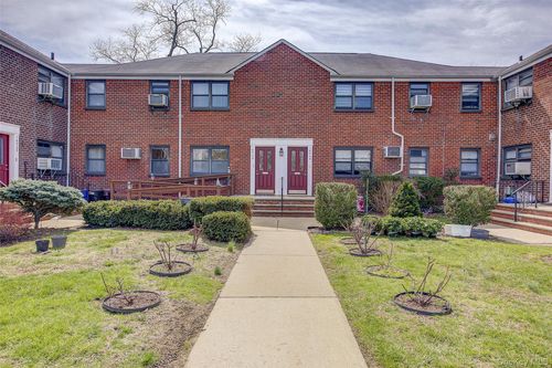 6-203-160-36 Cross Island Pkwy, Whitestone, NY, 11357-2706 | Card Image