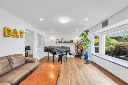53XX Tiffany Place, Richmond, BC, V7C5A6 | Card Image