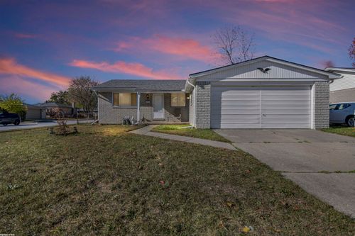 28633 Citation Dr, Roseville, MI, 48066-2358 | Card Image