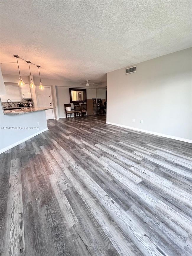 APT-304 - 5962 Morningstar Cir, Condo with 2 bedrooms, 2 bathrooms and null parking in Delray Beach FL | Image 11