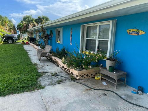 apt-a-221 Balboa St, Fort Pierce, FL, 34949-2907 | Card Image
