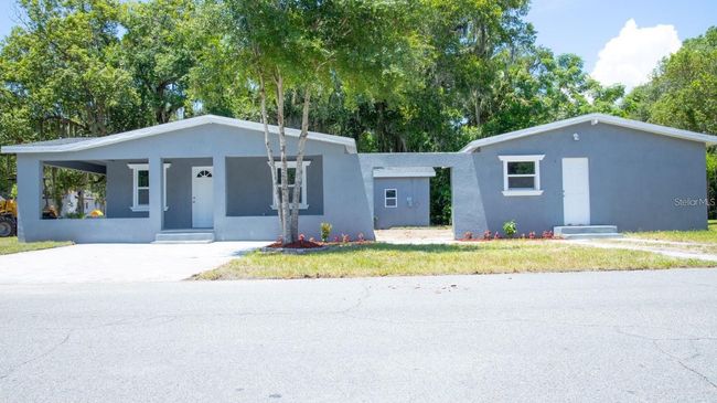 1605 Orange St, House other with 4 bedrooms, 2 bathrooms and null parking in MOUNT DORA FL | Image 6