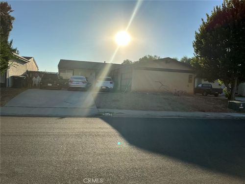 231 James St, Escondido, CA, 92027-5315 | Card Image