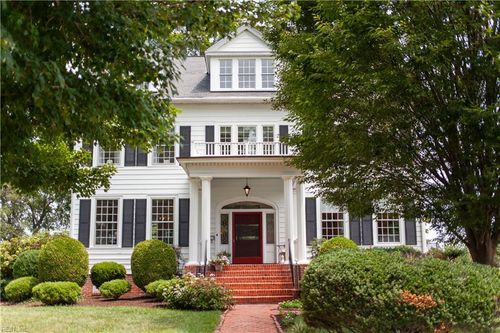 609 Bridge St, Hampton, VA, 23669-4118 | Card Image