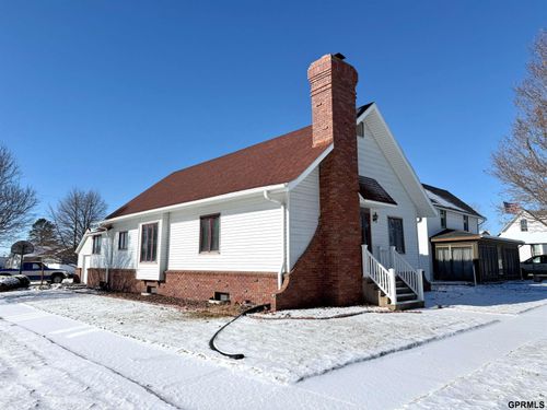 475 9th Ave, Fairmont, NE, 68354-9500 | Card Image