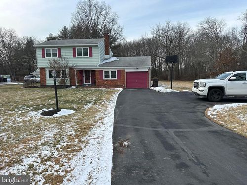 320 W Orvilla Rd, HATFIELD, PA, 19440-3649 | Card Image