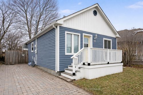 210 Wright St, Welland, ON, L3B2K3 | Card Image