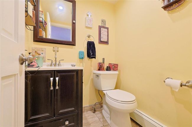 Half bath | Image 15